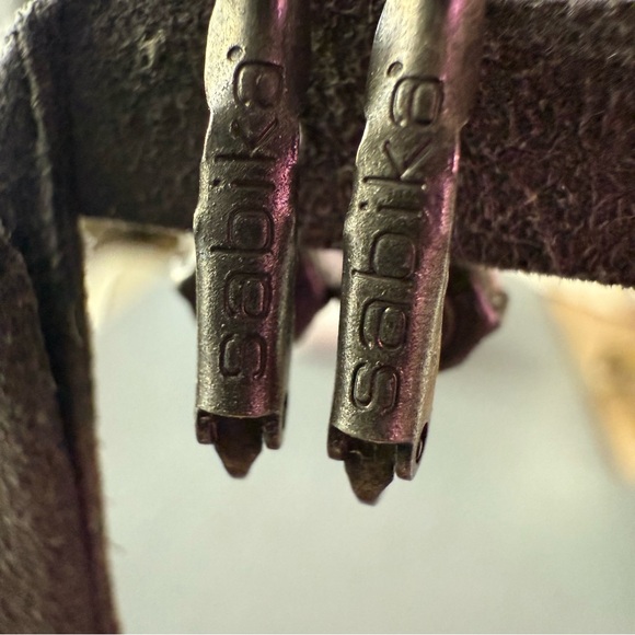 Sabika Crystal Dangle Earrings - Picture 4 of 6